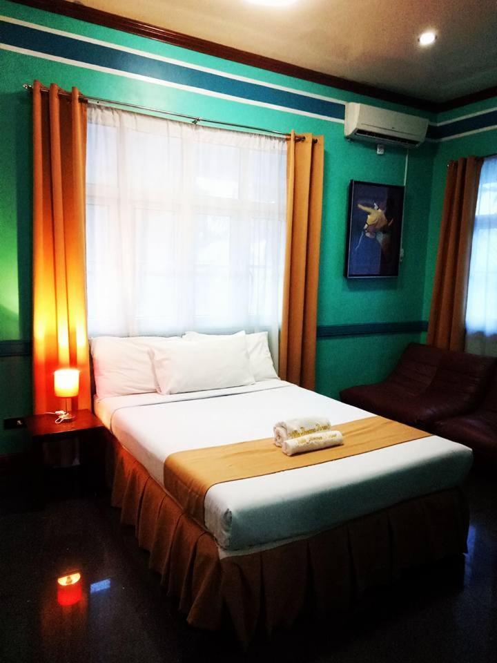 Villa Jhoana Resort Angono Chambre photo