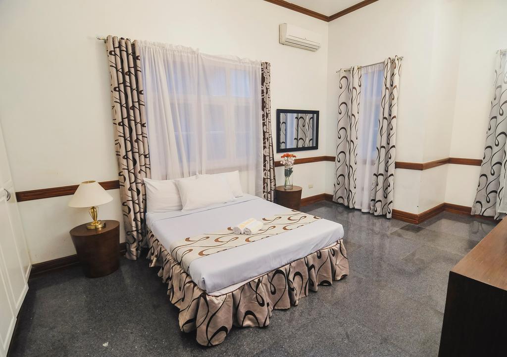 Villa Jhoana Resort Angono Extérieur photo
